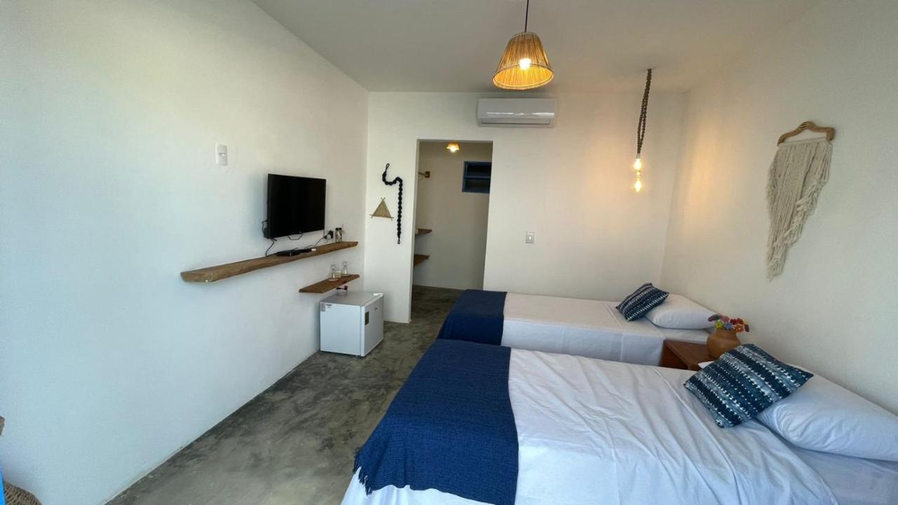 Le Petit Suites Praia De Lages Порту-ди-Педрас Экстерьер фото